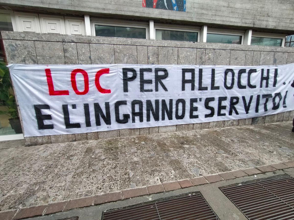 “LOC per allocchi”: Flash-mob davanti alla sede di LOC2026, Milano  09 Novembre&nbsp;2023